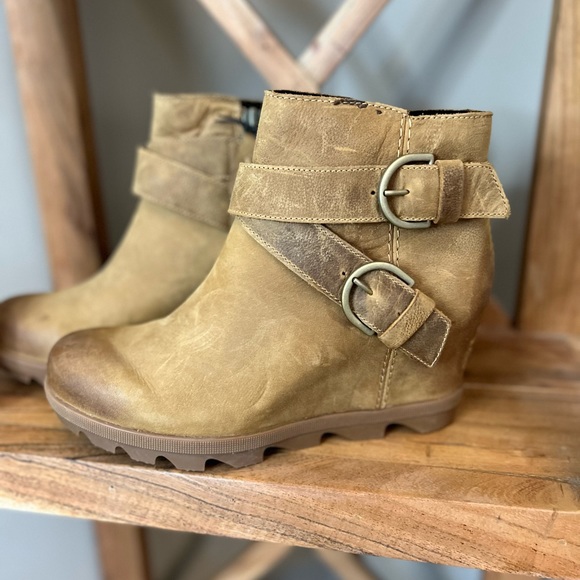 Womens Sorel Joan of arctic boots booties tan Sz 8.5 brand new - Picture 2 of 4